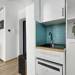 Nadmorski Z Balkonem W Kolobrzegu By Renters Apartamento *