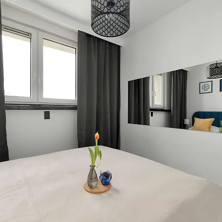 Nadmorski Z Balkonem W Kolobrzegu By Renters Daire
