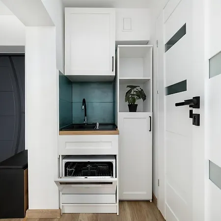 Nadmorski Z Balkonem W Kolobrzegu By Renters Daire *